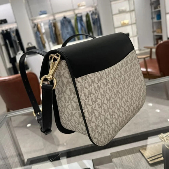 MICHAEL KORS Emilia Small Logo Crossbody Bag 35S2GU5C1B VANILLA/BLACK - Picture 7 of 11